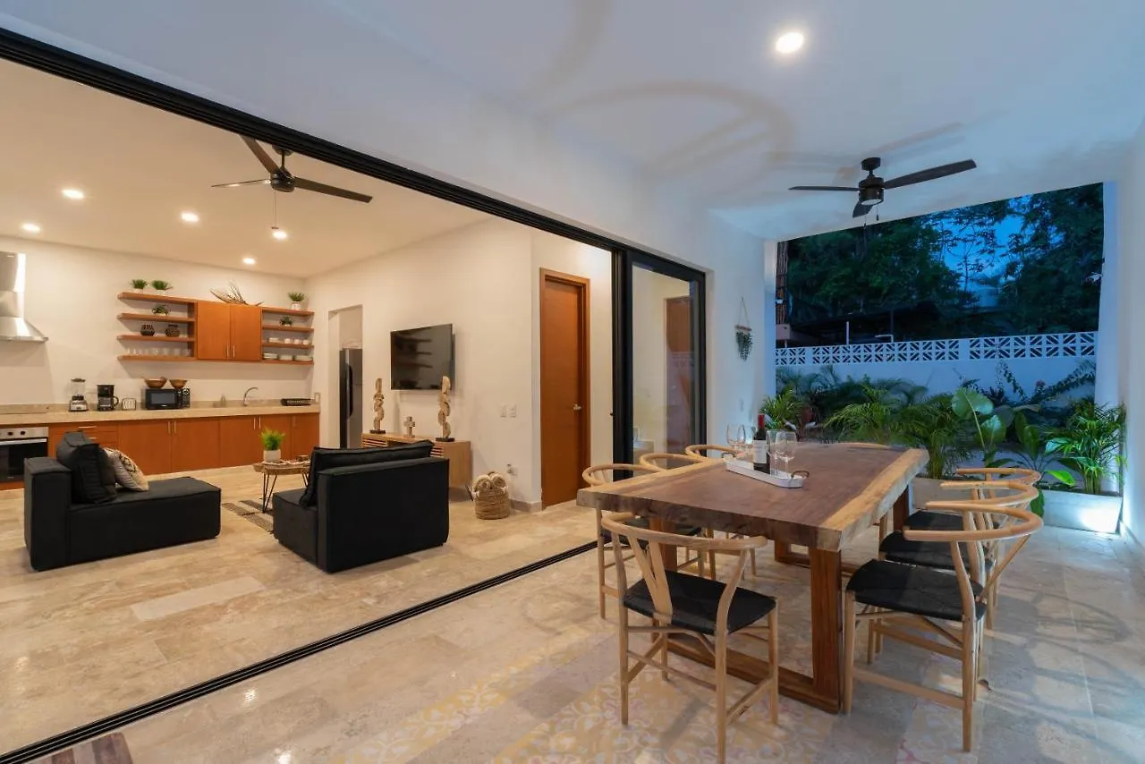 Tulum Cozy 3 Bedrooms Townhome-Centrally Located-Gated-Wifi 0*,  墨西哥